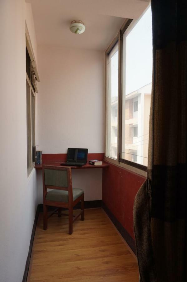 Hotel Impala Garden Kathmandu Bagian luar foto